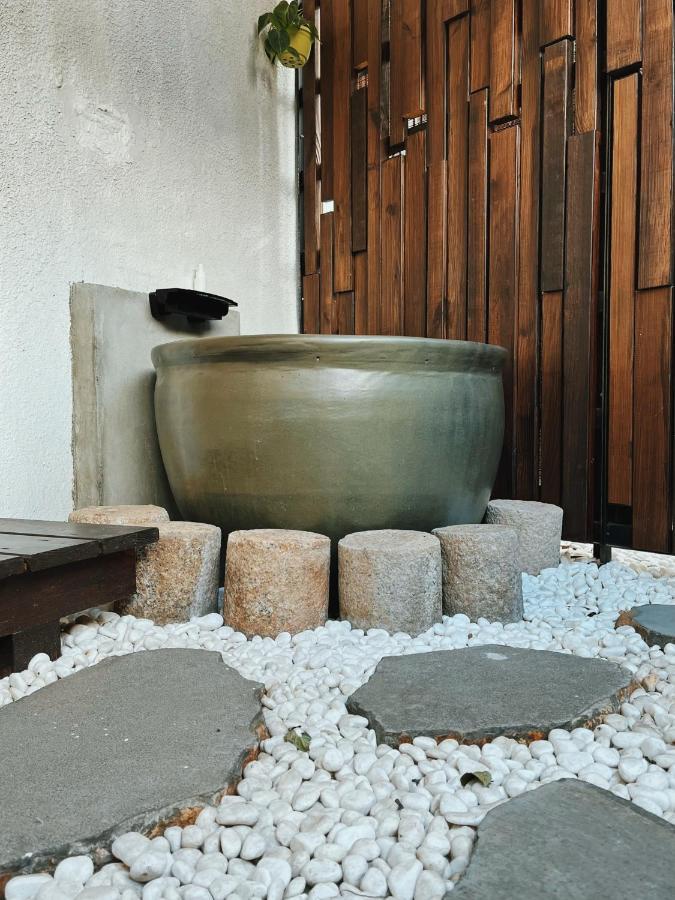Ferienwohnung Isshoni House Tainan Exterior foto